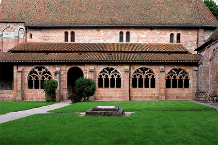 Cloître de Saint-Dié-des-Vosges.jpg